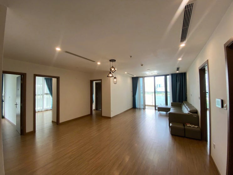  하노이 스카이레이크 S2 방4개 노옵션 $1800 VINHOMES SKYLAKE 좋은 아파트 임대 알려드립니다