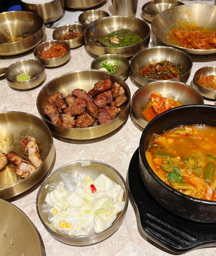  연예인도 다녀간 방이동 한식맛집 한티옥 방문기