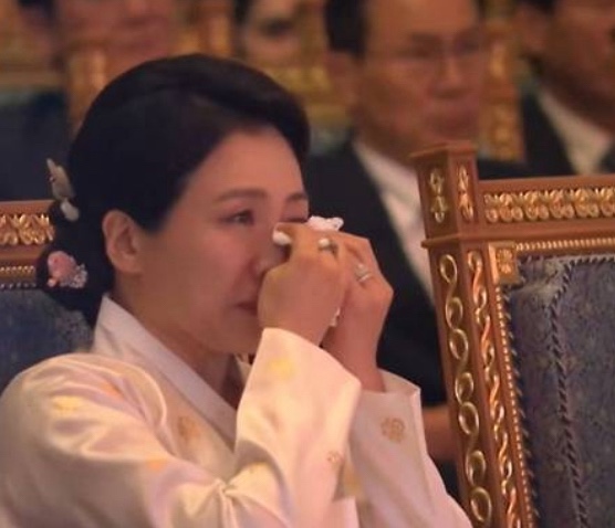 <b>김혜경 여사</b>, 아부다비서... …‘그리운 금강산’ 울린 한-<b>UAE</b>... 