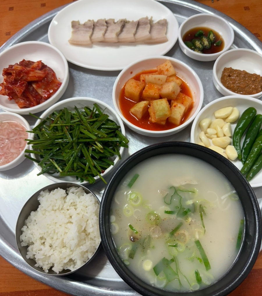 통돼지국밥수육 사진 6