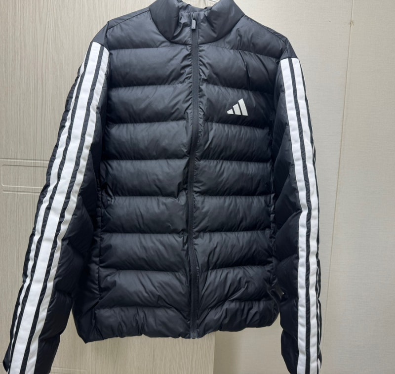 올겨울 경량패딩 추천 아디다스 에센셜 3S SD자켓 (JM8416) 가벼운 운동, 등산 아웃도어로 딱이....