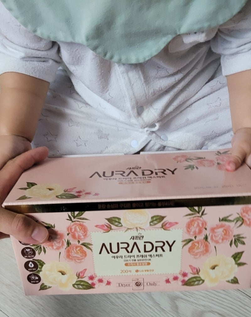 지속력이 좋은 향기 진한 샤프란 아우라 드라이 프레쉬 엑스퍼트 건조기용 섬유유연제 시트 ....