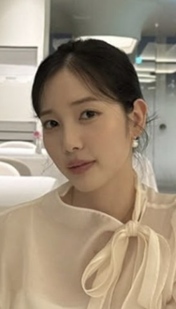   에이프릴 윤채경·배드민턴 스타 이용대, ‘팬심→연인’으로 이어진 현실 로맨스?!