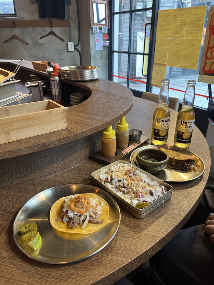  서울 신설동 타코맛집 꿰레 | 힙한 멕시코 감성 식당 추천 (feat. 낮술)
