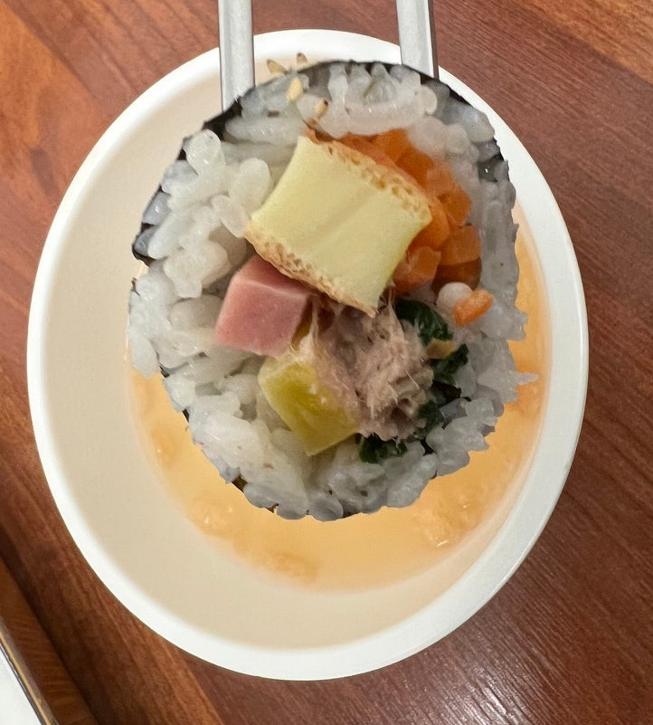 Seoul Children's Grand Park Station_ Crocodile Tteokbokki 2nd Branch Honest Review of Tteokbokki Restaurant Featured on You Quiz 9