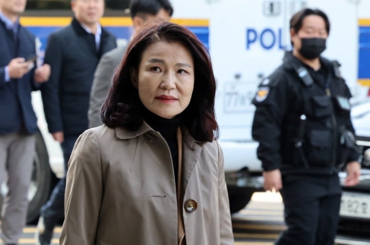 경찰, <b>이진숙</b> 전 방통위원장 불구속 송치... <b>선거법 위반</b> 등 혐의