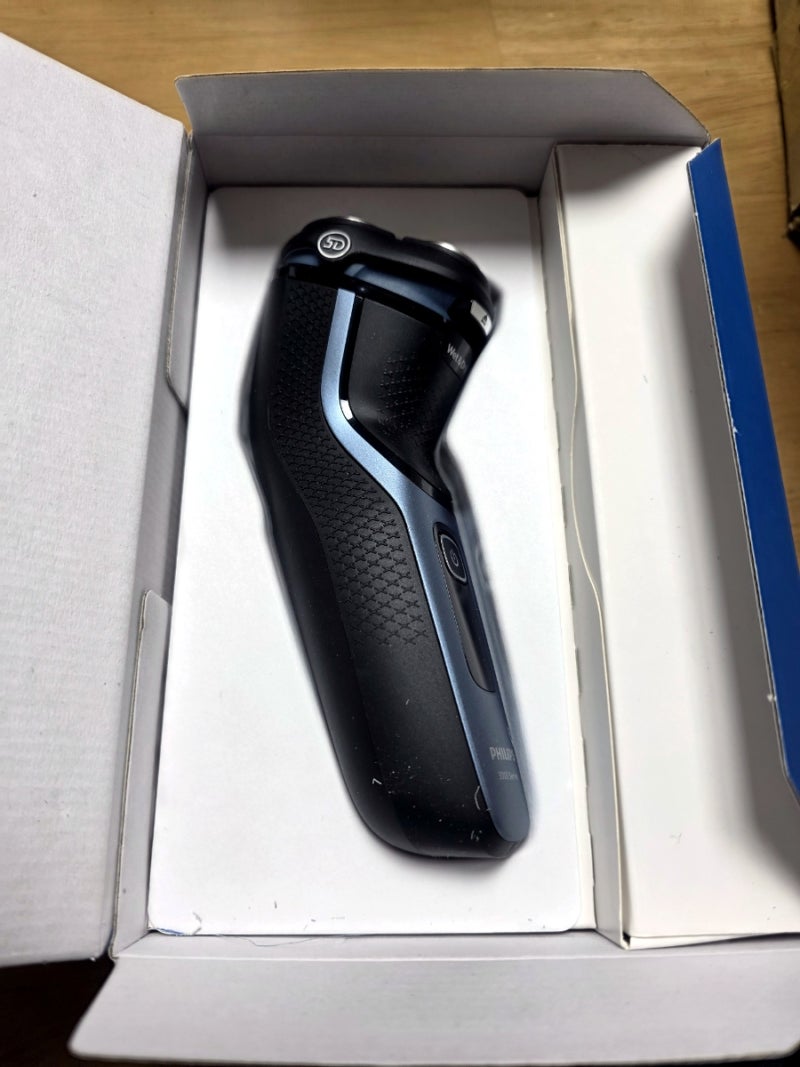 필립스 전기면도기 3000시리즈 PHILIPS SHAVER MODEL NO. S3243 필립스 3000 가격