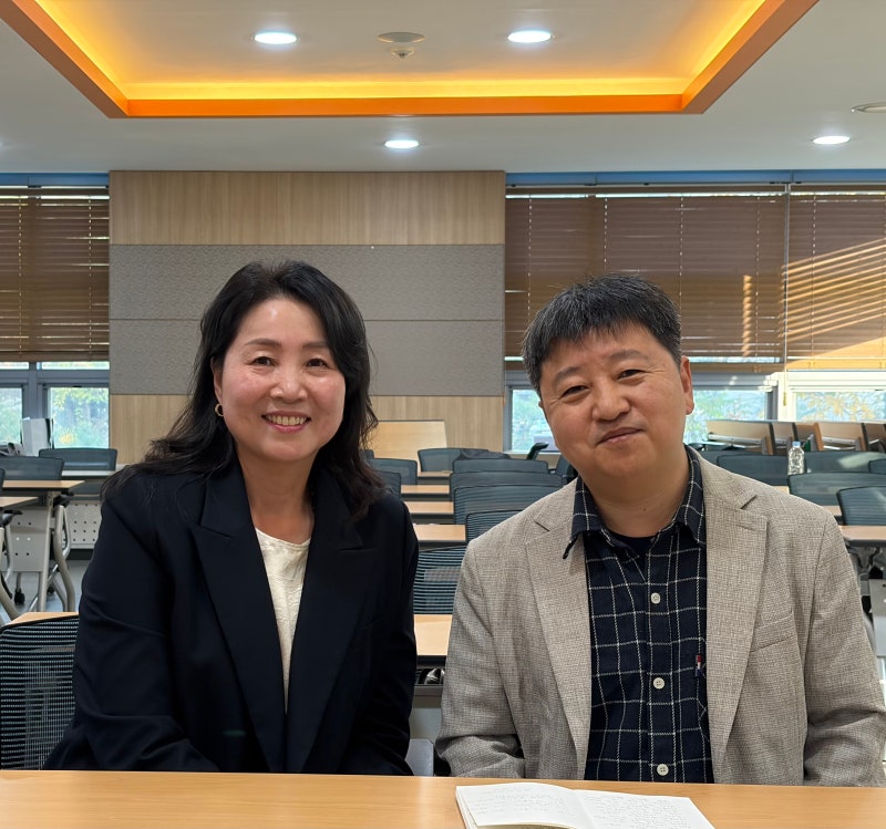 늦가을의 시 상실과 생의 감각을 마주하는 시의 힘 | 김성규 시인 〈어금니를 뺀 날의 저녁〉