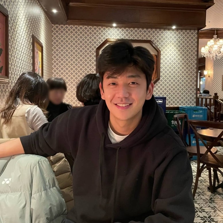 이용대 윤채경과 1년 열애설에 소개팅 논란, 전 와이프 변수미와의 이혼까지 소환?