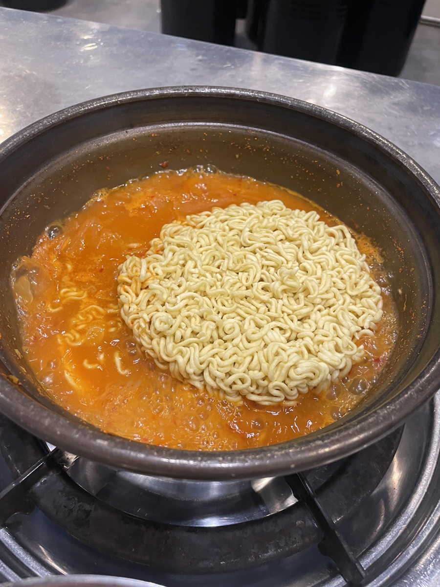 백채김치찌개 상동점 사진 5