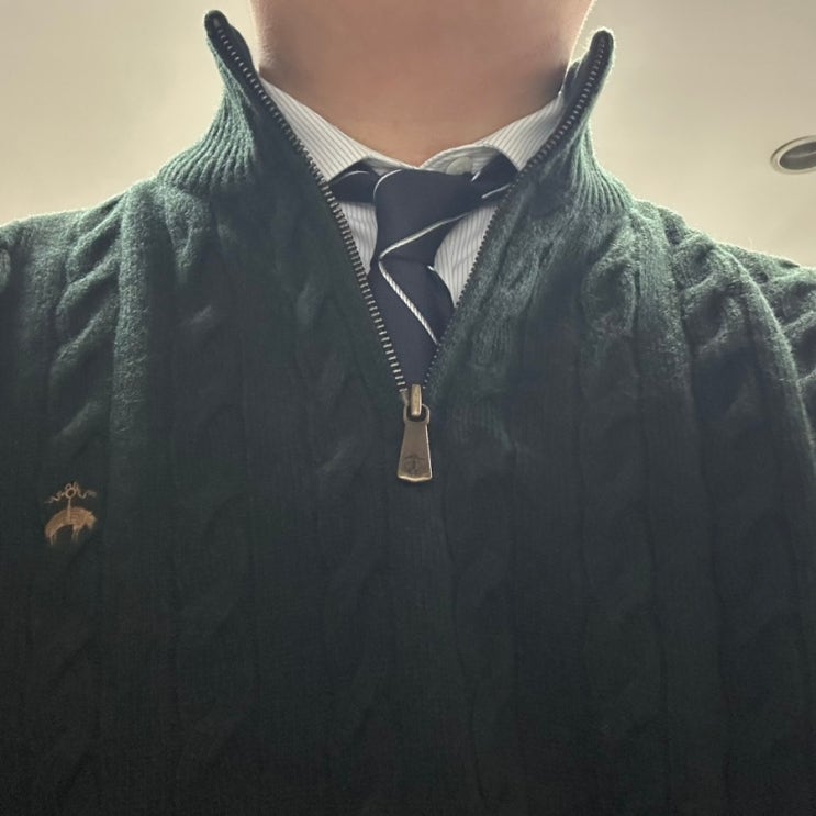  겨울 데일리·오피스룩 끝판왕! 브룩스브라더스 반집업 니트 후기