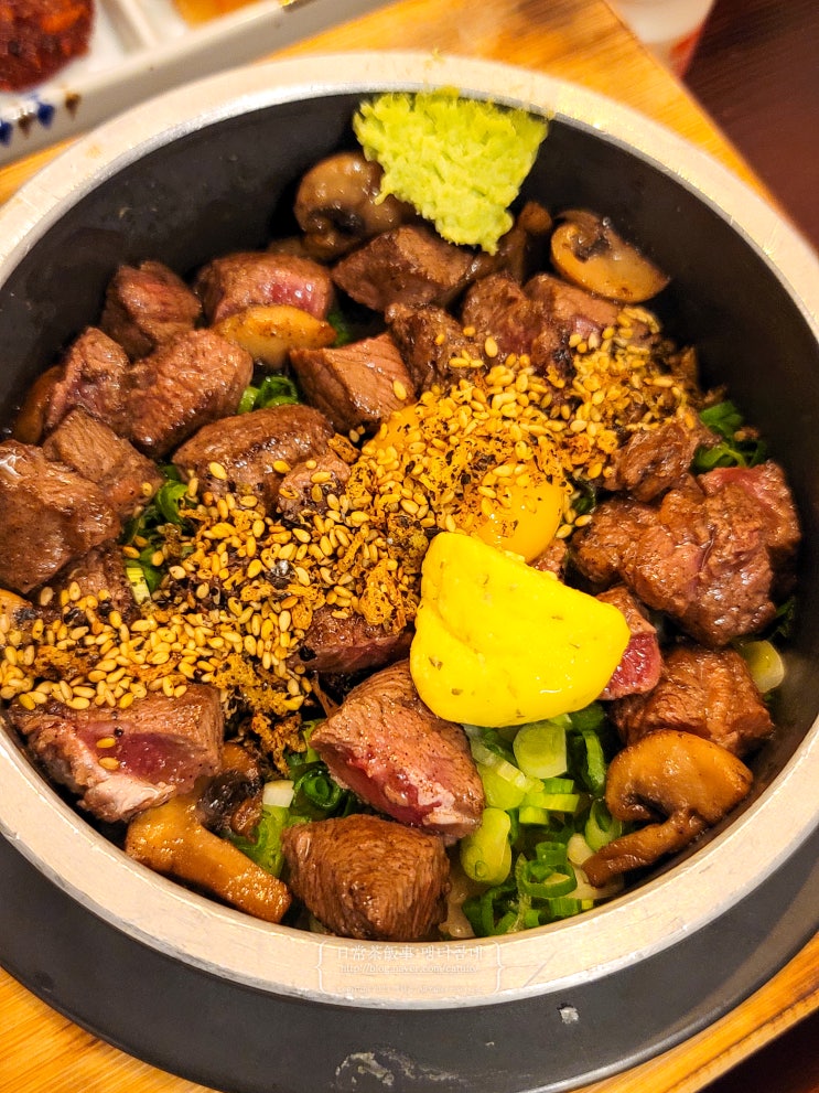  광주 상무지구 점심 맛집 송경솥밥 주차장 애견동반 식당