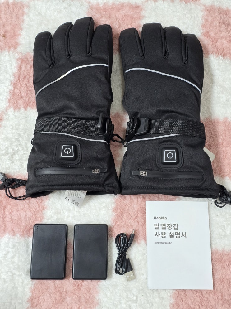  추운 물류창고 근무에 최적! 히따 발열장갑 하나로 따뜻한 지게차 기사 필수템