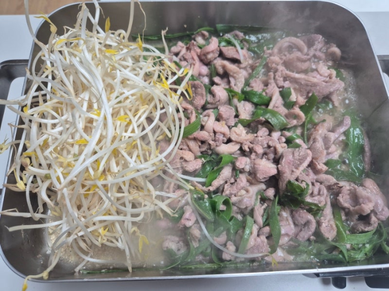 아이도 어른도 좋아하는 집밥 레시피! 생오리로스구이 만들기