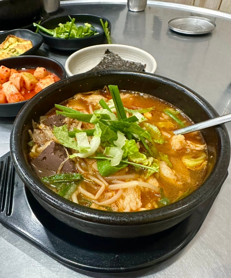 부산 전포 24시 수구레국밥 맛집 | 가야포차선지국밥
