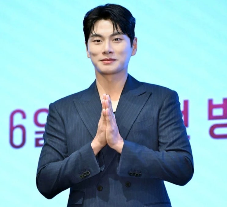 <b>이이경</b> 사생활 의혹 드디어 입... 치밀어.. 놀뭐는 <b>하차 권유</b>받아"