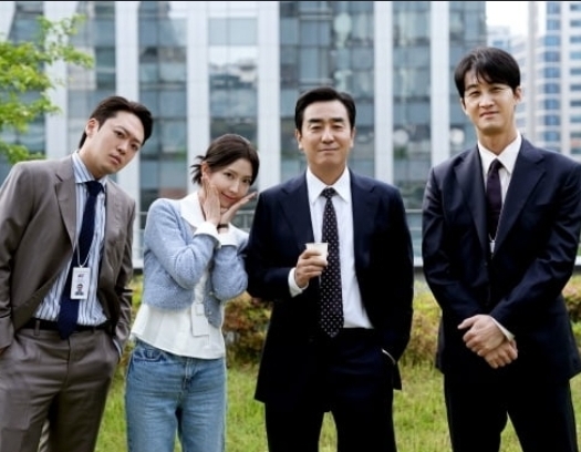  ️ ‘김 부장 이야기’ 과몰입 확 깨진 이유…10억 사기 당했는데 배우들은 왜 이렇게 웃고 있지?