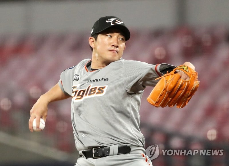 한화, 칼바람 속 뼈아픈 이별: 장민재, 장시환 포함 6인 방출이 던지는 메시지