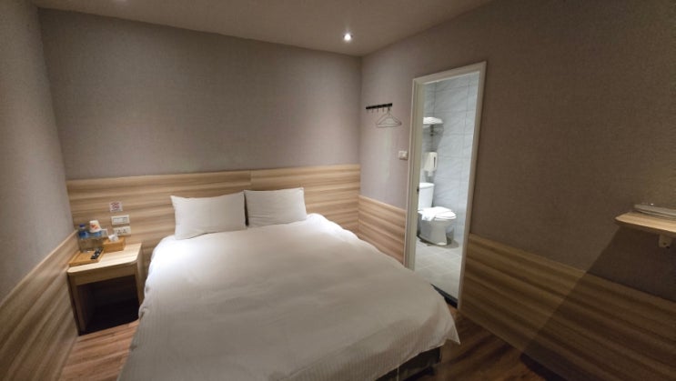  [대만 타이베이 3박 4일 자유여행] 시먼딩 숙소_허니 프린스 호텔(Honey Prince Hotel, 小王子甜蜜旅店)