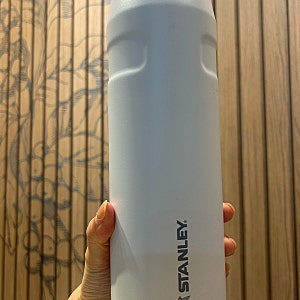 [스탠리 텀블러] 스탠리 아이스플로우 에어로라이트 캡 캐리 텀블러 710ml