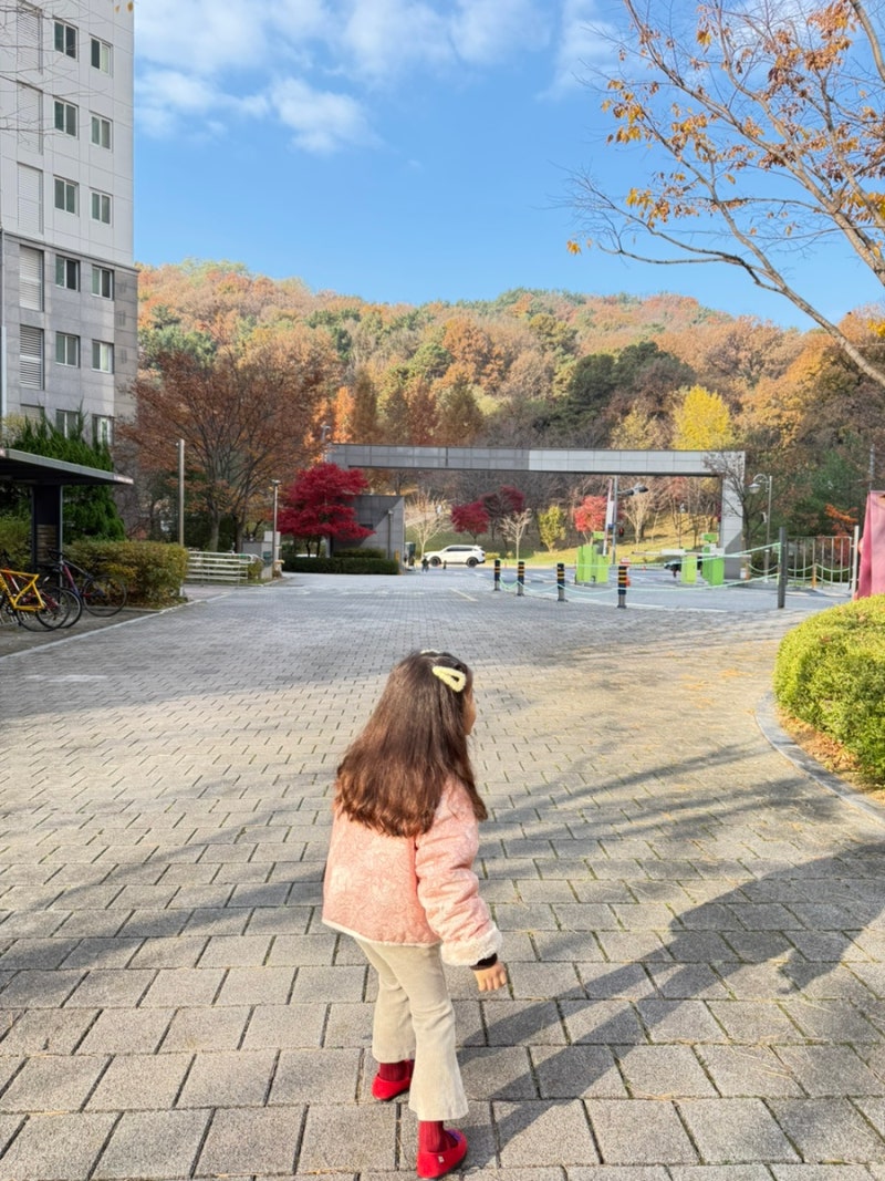 25fw 루이스미샤 자스미나 5세(6Y) 여아 착샷 후기