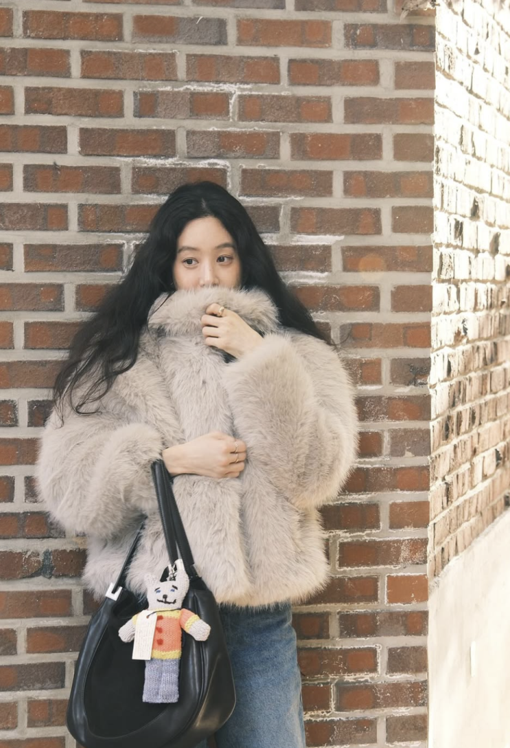  [셀럽 패션] 정려원 착용템 탐정 루에브르 가방·재킷 정보 완정리