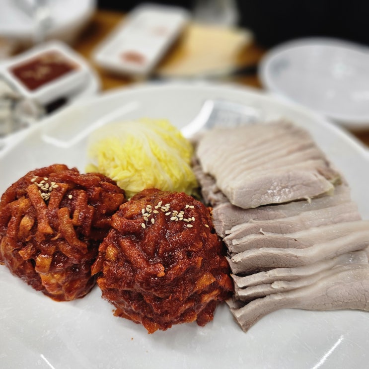  [공덕 맛집] 칼국수가 서비스로 나오는 보쌈집 《박만배아리랑》