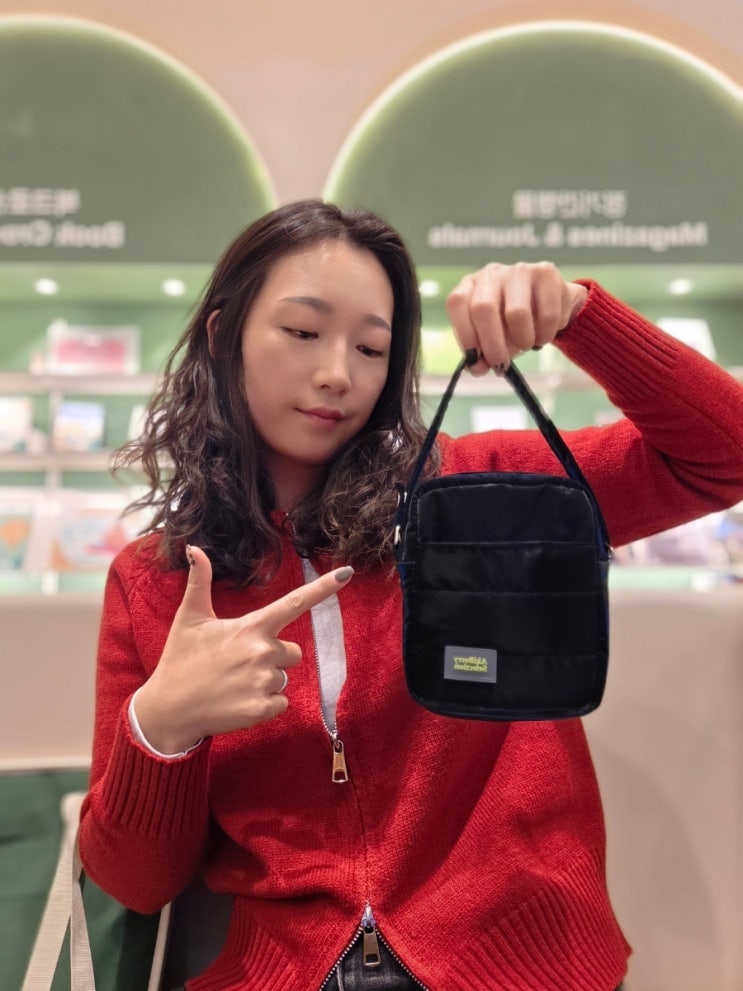  아키베리 미니 보냉 파우치 육아맘 데일리백으로 활용b