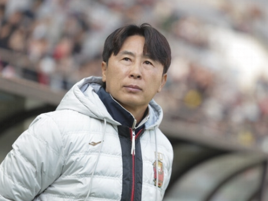 “18명 엔트리인데도 완승?” <b>김천</b>상무, 서울 원정에서 보여준... 