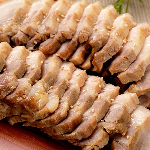  이 조합은 반칙 아닌가요 찬성 보쌈 수육에 순살 족발까지… 집들이 바로 맛집 됨