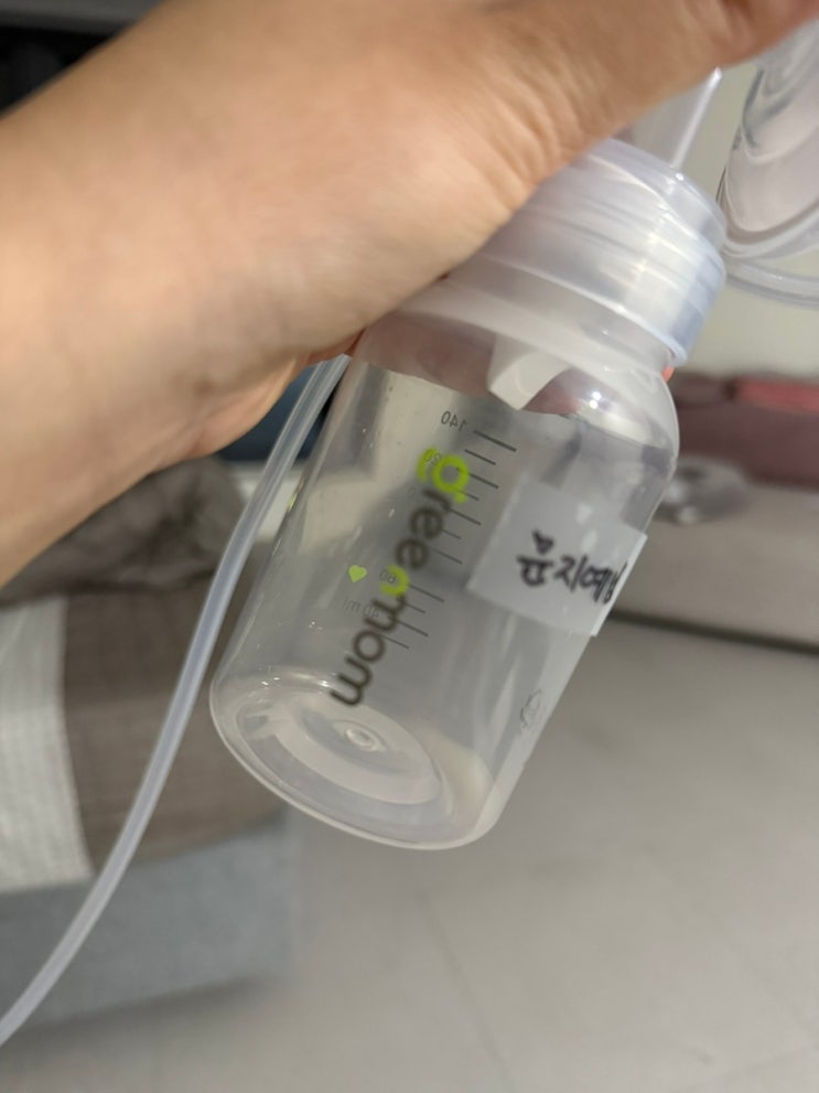  리베르 산부인과 제왕절개 4일차 기록 | 수술자국 통증 감소, 모유 유축 시작, 수술 후 첫 커피 즐기기