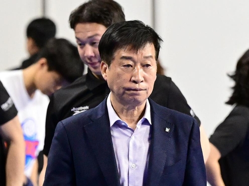 여자배구 IBK기업은행 <b>김호철 감독</b> 프로필, 자진 <b>사퇴</b>, 여오현... 