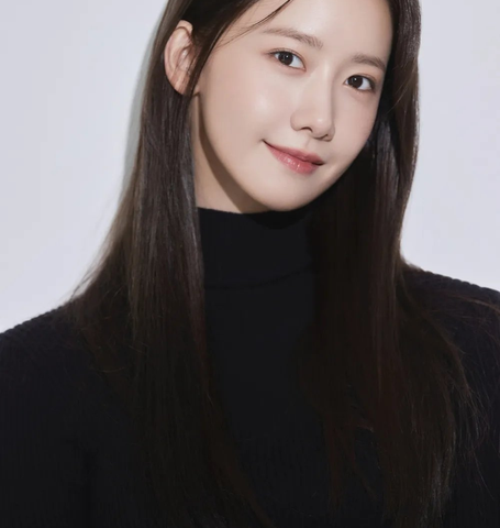 소녀시대 윤아 청룡영화상에서 빛나는 레드 드레스 비주얼