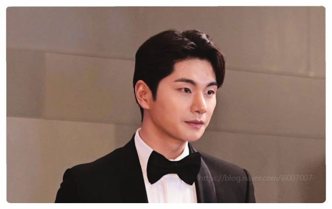  이이경 면치기 논란, 사생활 폭로 하차 권유? 진실은 무엇일까?