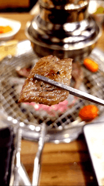 이천고기집 맛집, 이천육식왕! 최상급 와규모듬 숯불구이와 김치찌개의 완벽한 조화