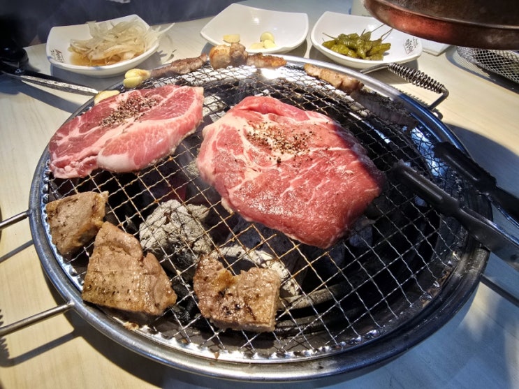  강릉 입암동 맛집 명륜진사갈비 무한리필 고기 & 샐러드바 추천