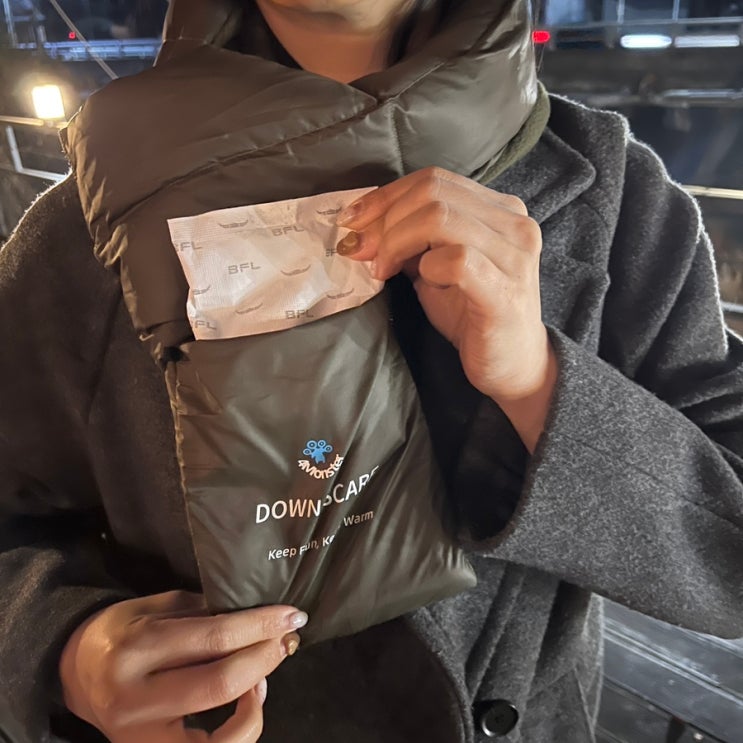 가볍게 따뜻한 4몬스터 패딩 머플러, 경량 패딩 기모 목도리