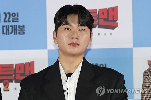  ‘놀면 뭐하니?’ 제작진 “하차 권유·면치기 연출, 상처받은 이이경에 정중히 사과”