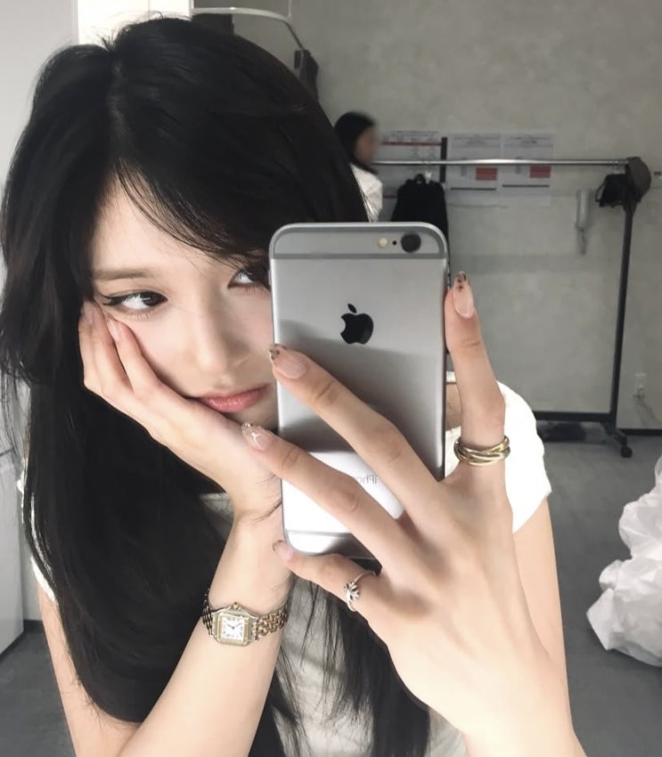  얼굴형 보완 여자 헤어스타일 동탄 장지동 미용실 레이어드컷