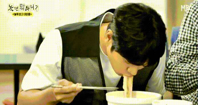  이이경 폭로 면치기 영상 카톡 놀면뭐하니 하차 AI 나무위키 아버지 나이 프로필 정인선 독일인 사생활 정보 총정리