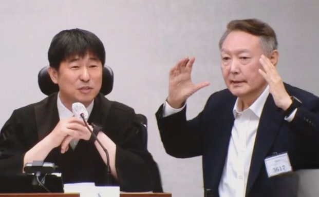 지귀연의 윤석열의 2차 석방 계획 가시화? 내년 1월 '구속만료' 석방 가능성↑