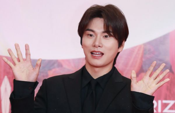 '놀면 뭐하니?' 측, 이이경 하차·'면치기' 논란 공식 사과 및 해명 