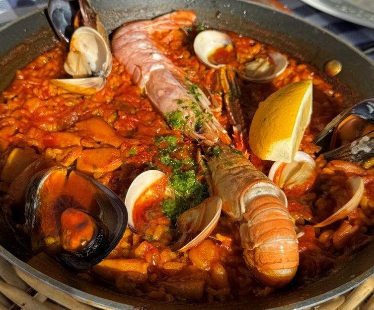 스페인 바르셀로나 빠에야 맛집 추천 사그라다파밀리아 근처 엘 글롭 EL GLOP