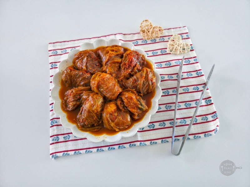 압력솥 묵은지 김치찜 만들기 만드는법 레시피 돼지고기 앞다리살 신김치 요리
