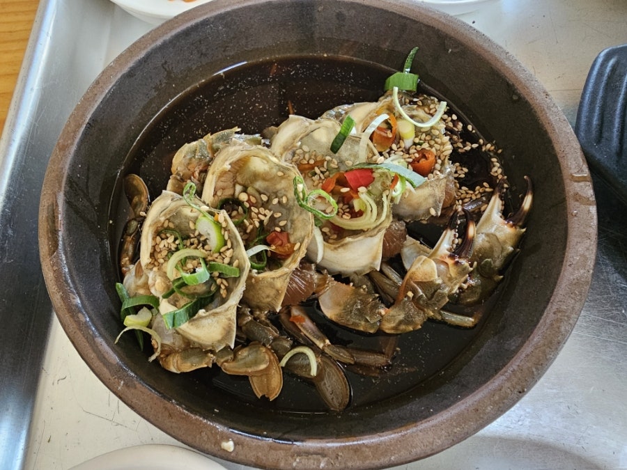돌담게장백반 사진 1