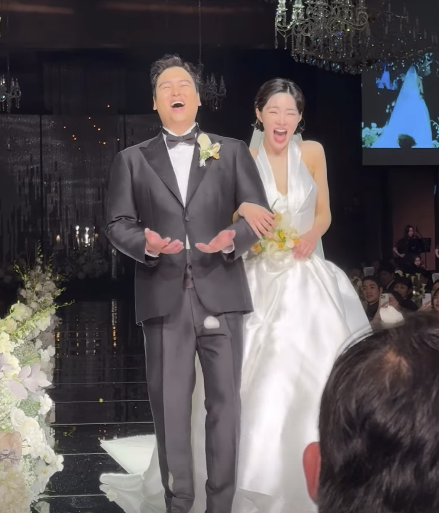 다이어트는 실패했지만…이장우조혜원, 호텔 내 현수막 걸고 초호화 결혼 [종합]