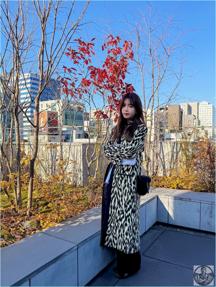  채정안 인스타 난리 난 호피 코트, 센 언니 말고 부자 언니 되는 법 (ft. 포르테포르테)