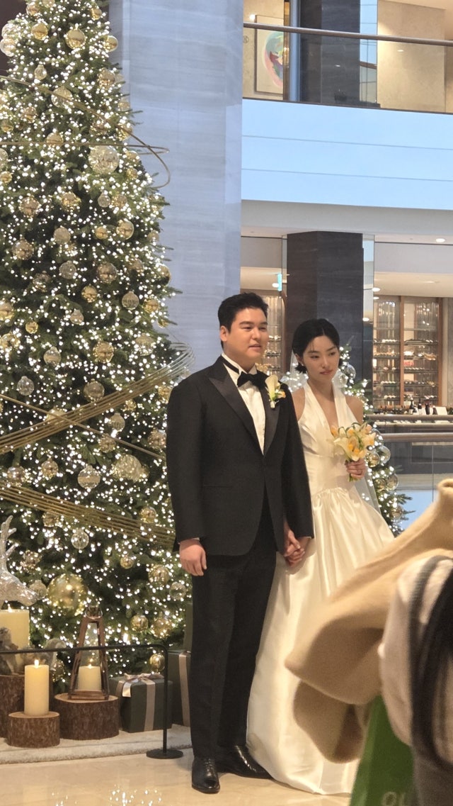 이장우 조혜원 결혼식 호두과자 답례품 나혼자 산다 역할로 꾸며진