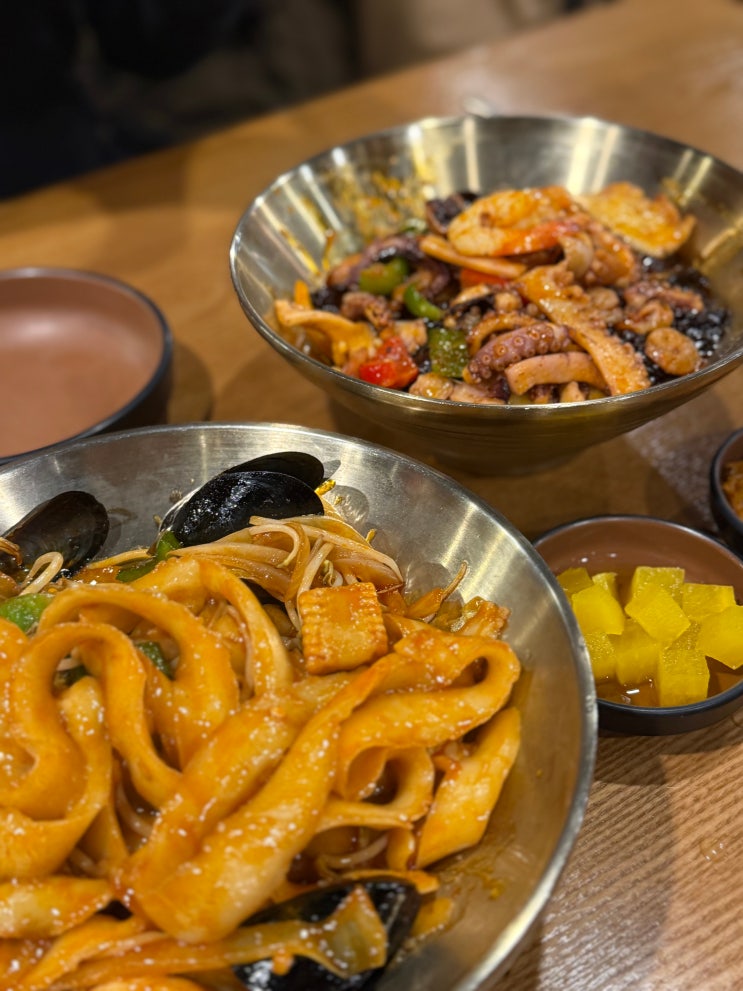  명동역 맛집 또간집 도삭면 란주칼면 해물볶음도삭면과 삼선해물자장도삭면