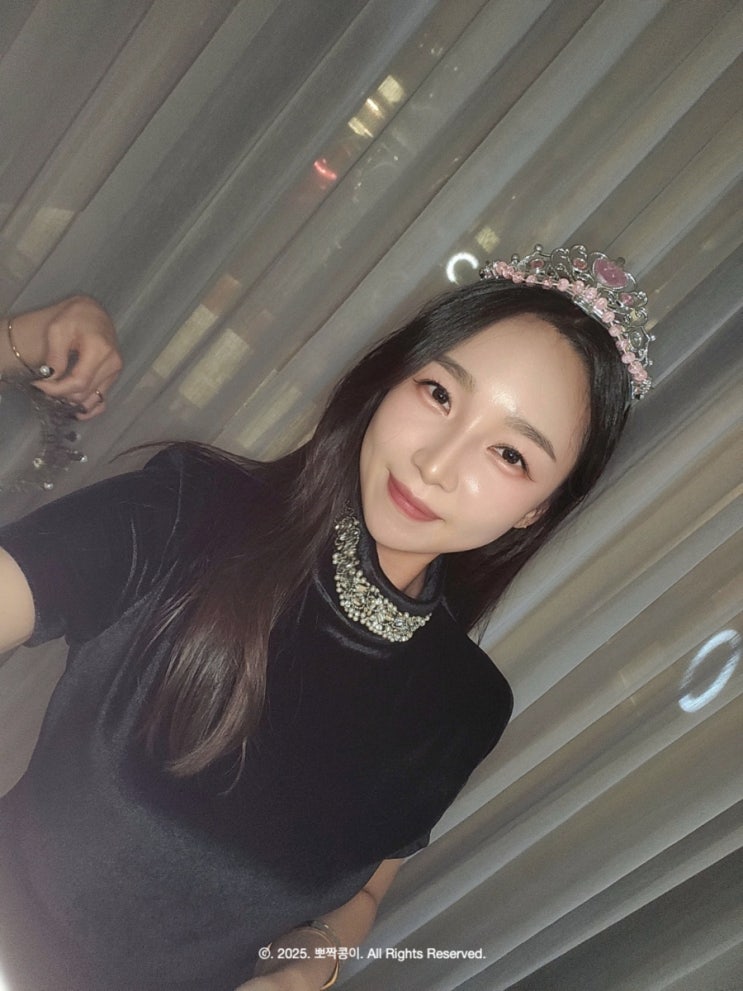  파티룩 종결 ! 연말 원피스 추천 그레이스유 블랙 미니 벨벳 원피스
